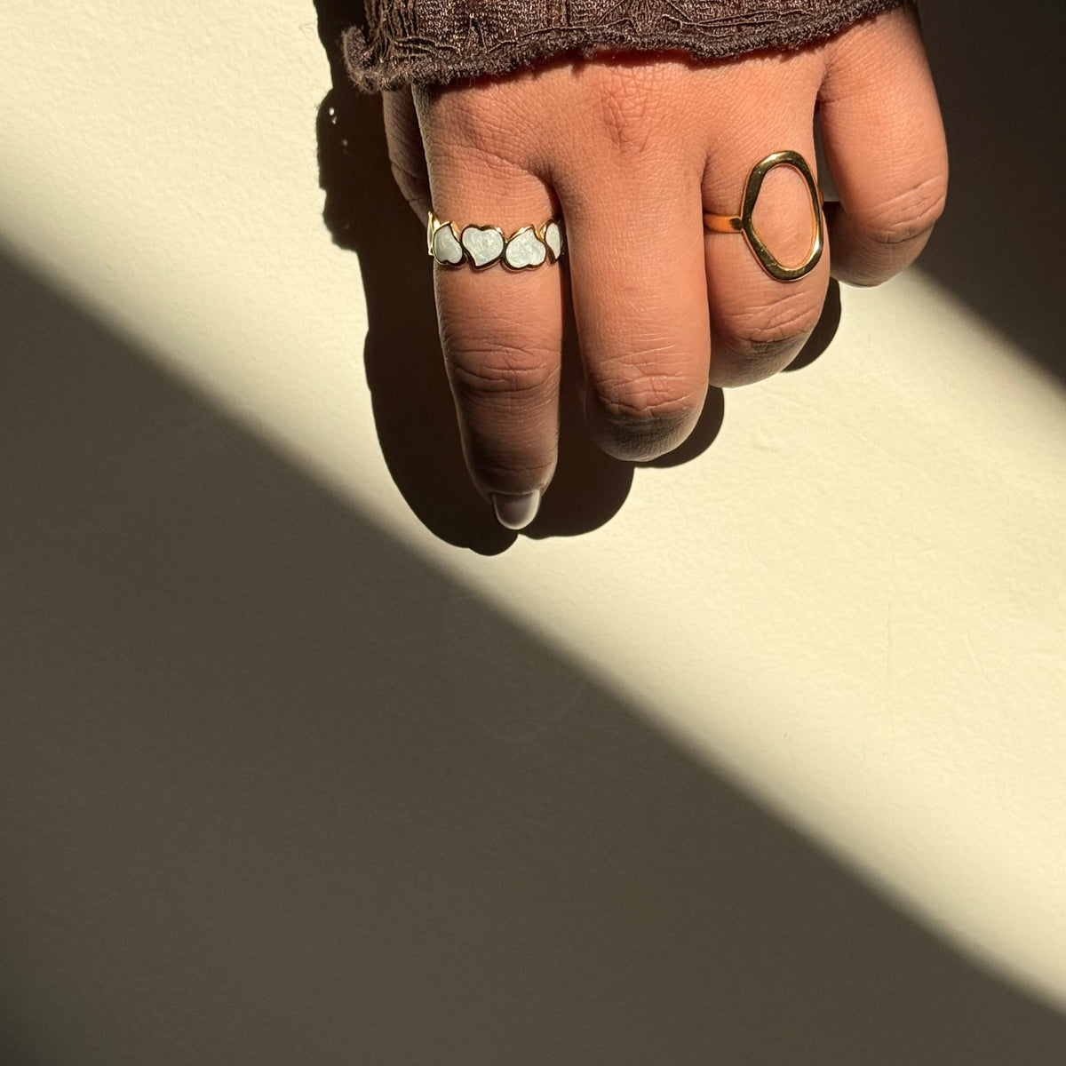 Bold rings
